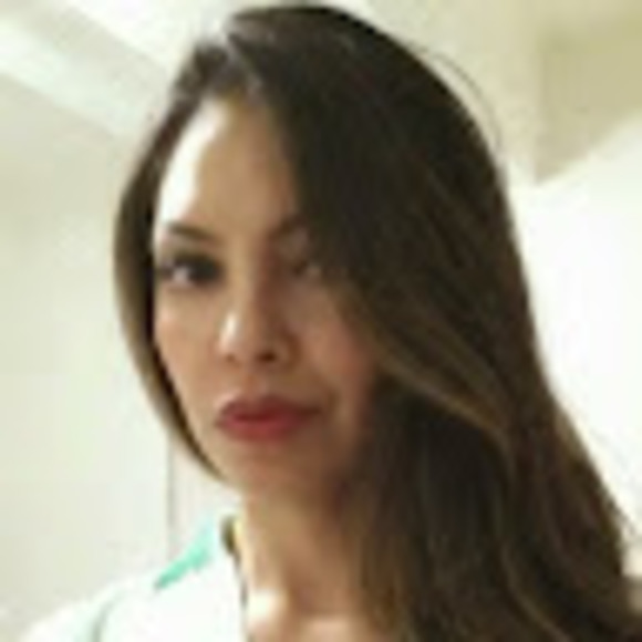 Meet your Posher, Siomara - Picture 1 of 1